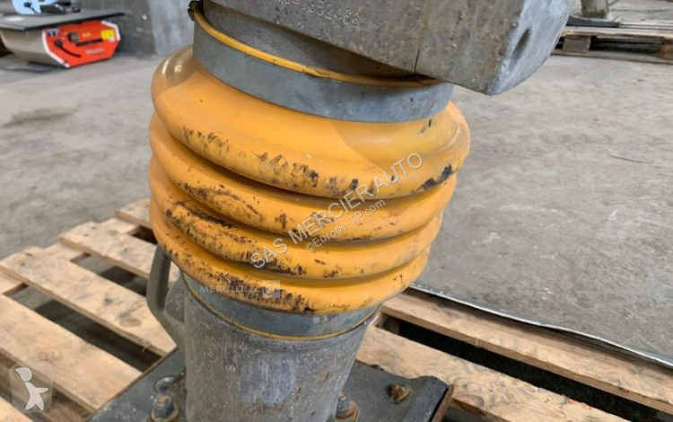 Materiaal voor de bouw Bomag piloneuse essence