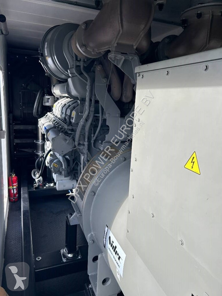 Строительное оборудование Perkins 4012-46TAG3A...