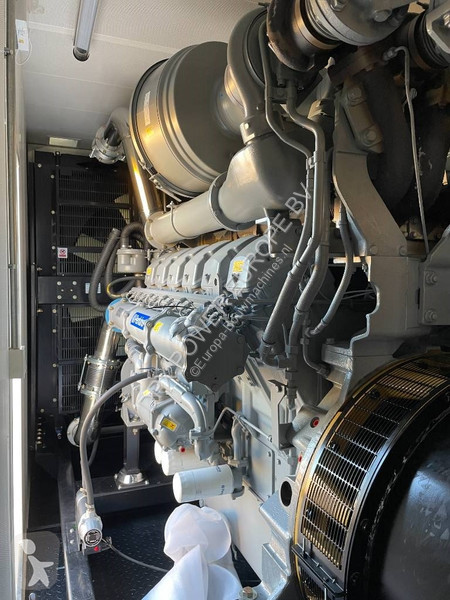 Stavebný stroj Perkins 4012-46TAG2A - 1.650 kVA...