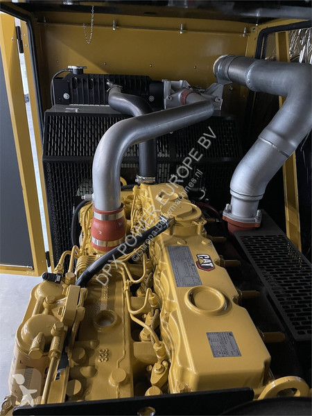 Stavebný stroj Caterpillar DE165E0 - 165 kVA...