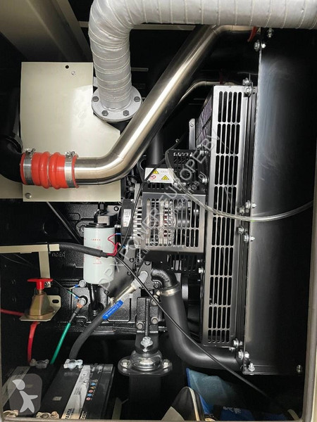Stavebný stroj Cummins 6BTAA5.9-G12 - 165 kVA...