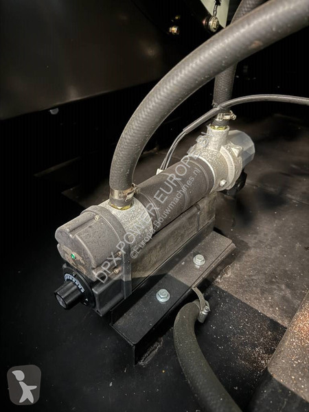Stavebný stroj Hyundai DP180LA - 630 kVA...