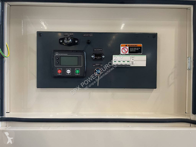 Строительное оборудование Kubota V3300-TE2BG2 -...