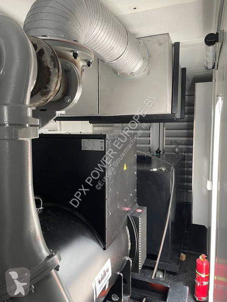 Stavebný stroj Perkins 4016-TAG2A - 2.200 kVA...
