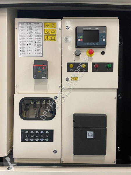 Stavebný stroj Caterpillar XQP200 - 200 kVA...