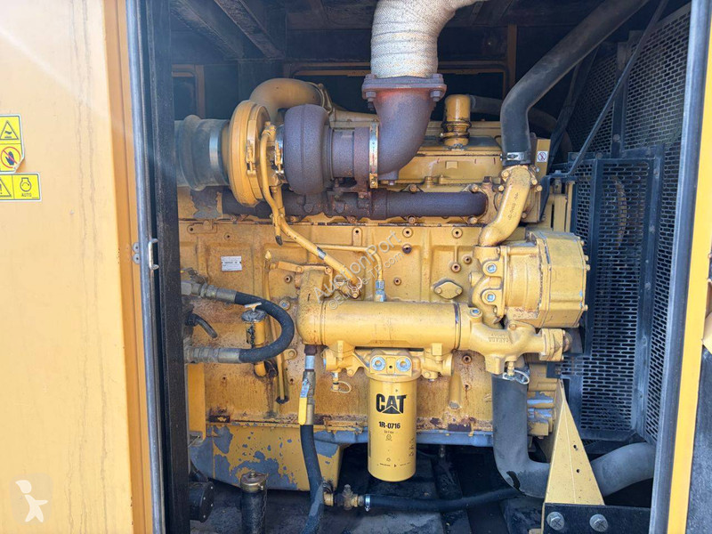 Stavebný stroj Caterpillar 300
