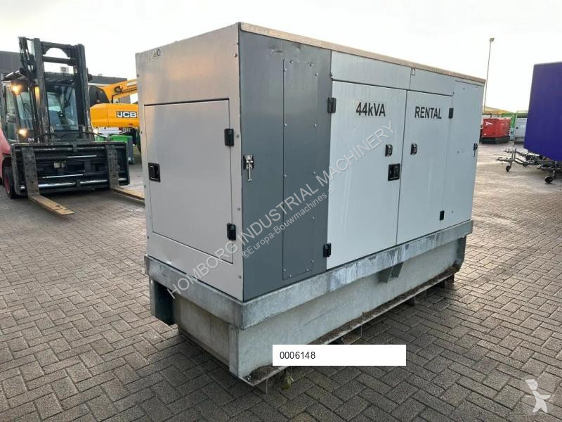 آلة لمواقع البناء Europower EPUS44TDE Kubota...