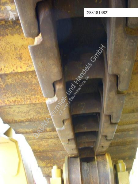 Material de obra Caterpillar 589 105 t Hubkraft...