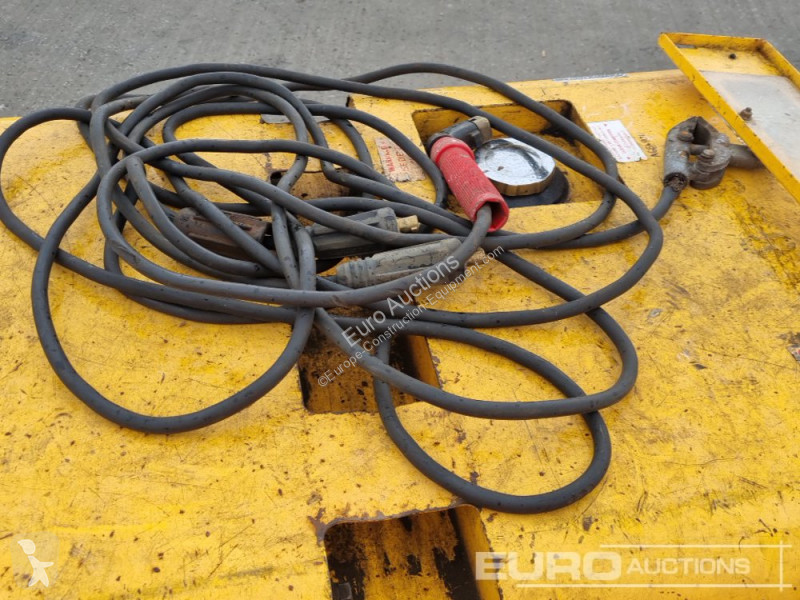 Material de obra  Weldmaker 300AVC