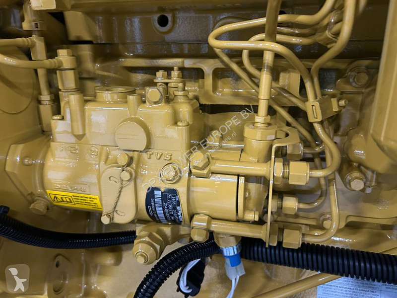 Material de obra Caterpillar DE88E0 - 88 kVA...