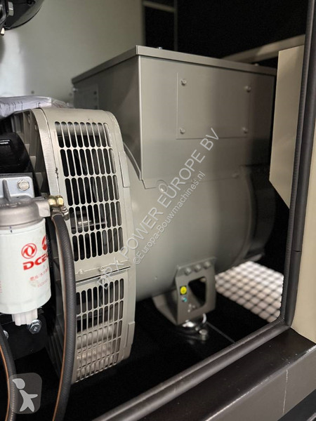 Stavebný stroj Cummins 6BTA5.9-G2 - 138 kVA...