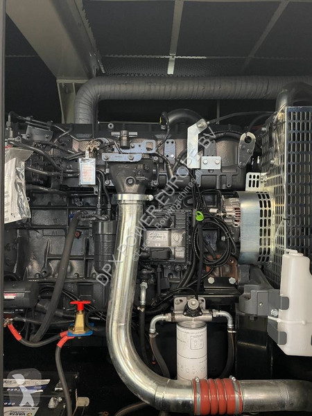 Stavebný stroj Iveco CR13TE6 - 550 kVA...
