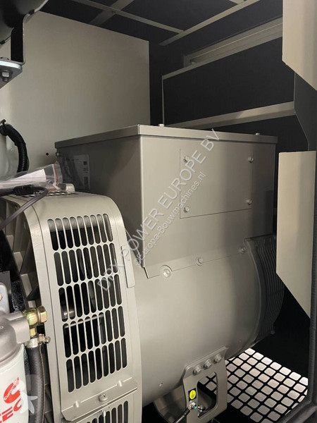Stavebný stroj Cummins 4BTA3.9-G11 - 88 kVA...