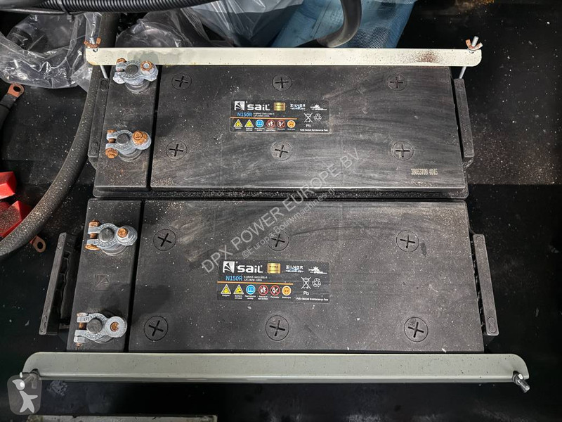 Stavebný stroj Hyundai DP180LA - 630 kVA...