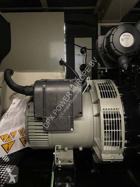 Stavebný stroj Perkins 403D-15 - 15 kVA...