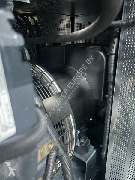 Stavebný stroj Iveco NEF45SM1A - 66 kVA Genset...