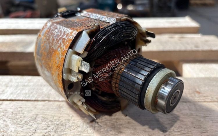 Будівельне обладнання Makita scie circulaire