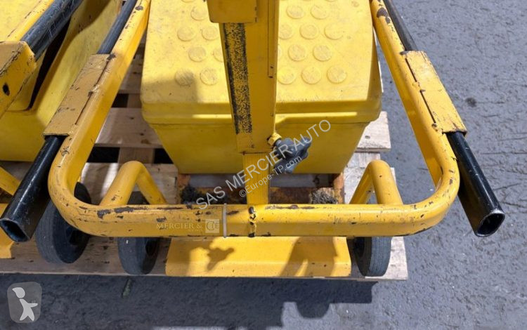 Matériel de chantier Lacroix paire de feux...