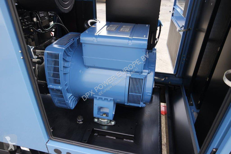 Materiaal voor de bouw SDMO J130 - 130 kVA...