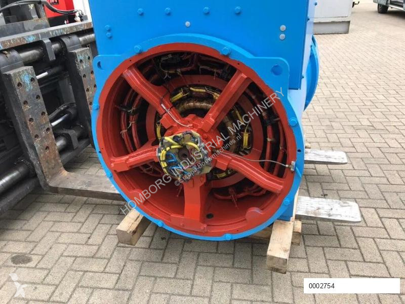 آلة لمواقع البناء Leroy somer SDMO 1880 kVA...