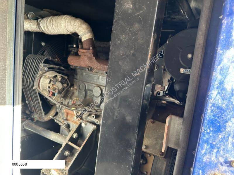آلة لمواقع البناء Iveco Marelli 40 KVA...