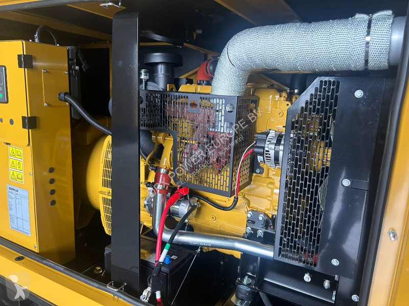 Material de obra Caterpillar DE110E2 - 110 kVA...