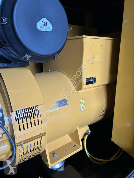 Stavebný stroj Caterpillar DE715E0 - 715kVA...