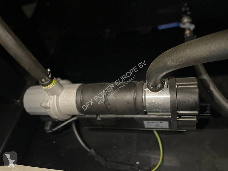Stavebný stroj Cummins QSZ13-G10 - 600 kVA...