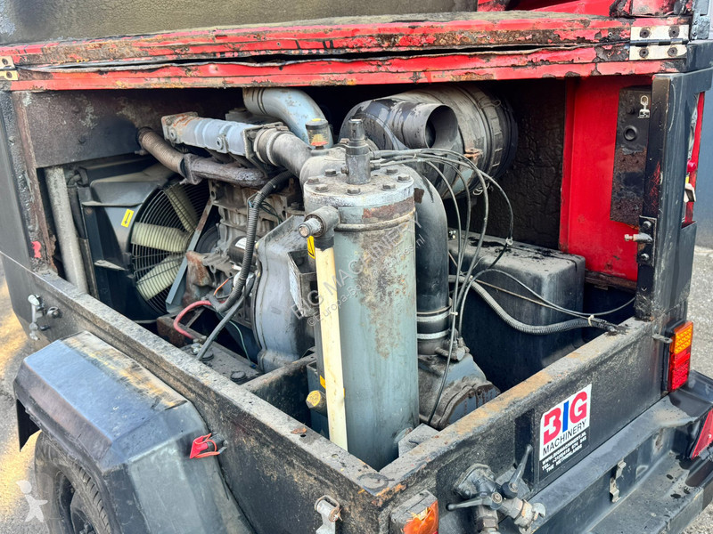 Stavebný stroj Atlas Copco 02364
