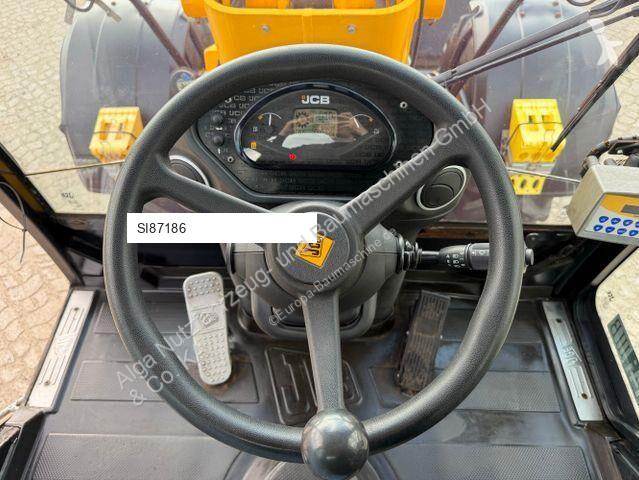 Matériel de chantier JCB