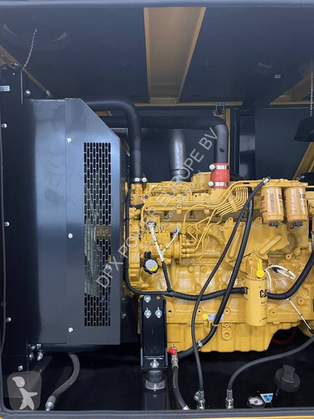 Stavebný stroj Caterpillar DE220E0 - 220 kVA...