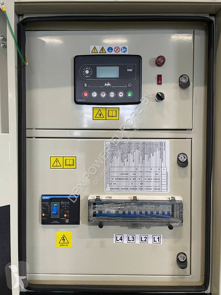 Stavebný stroj Cummins 4BTA3.9-G11 - 88 kVA...