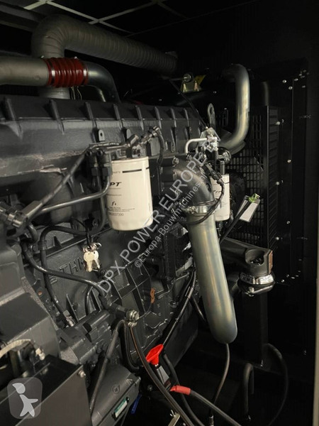Stavebný stroj Iveco C9TE9 - 415 kVA Generator...