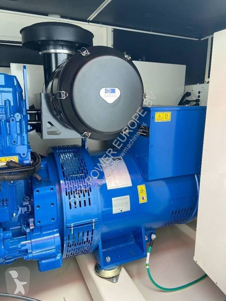 Stavebný stroj FG Wilson P400-3 - 400 kVA...