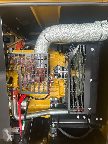 Stavebný stroj Caterpillar DE110E2 - 110 kVA...