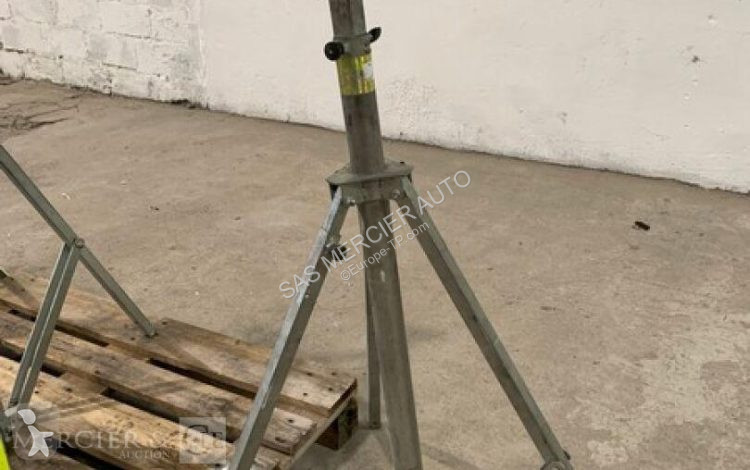 Stavebný stroj  lot de