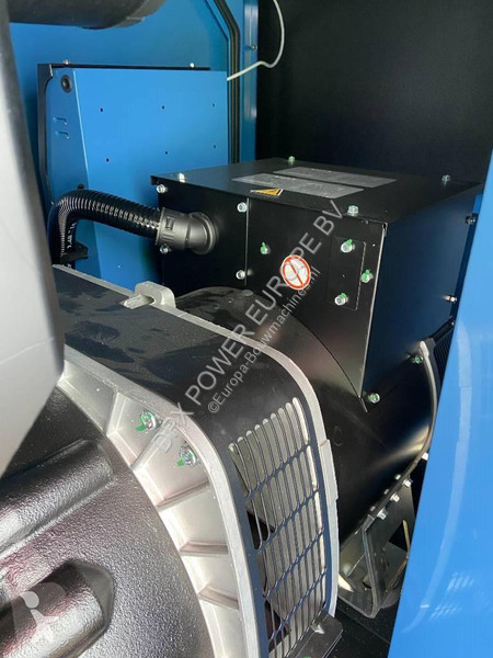 Materiaal voor de bouw SDMO J110 - 110 kVA...