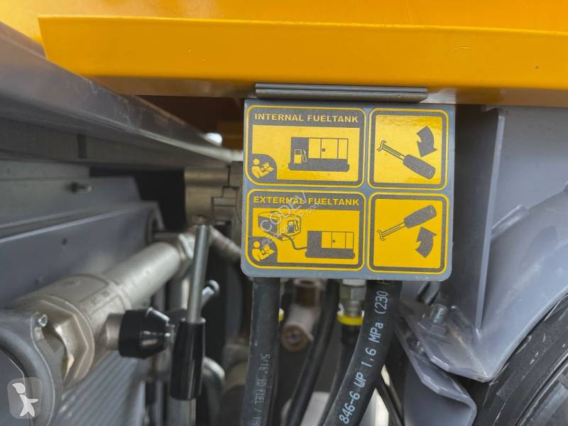 Stavebný stroj Atlas Copco XAVS186 ST4