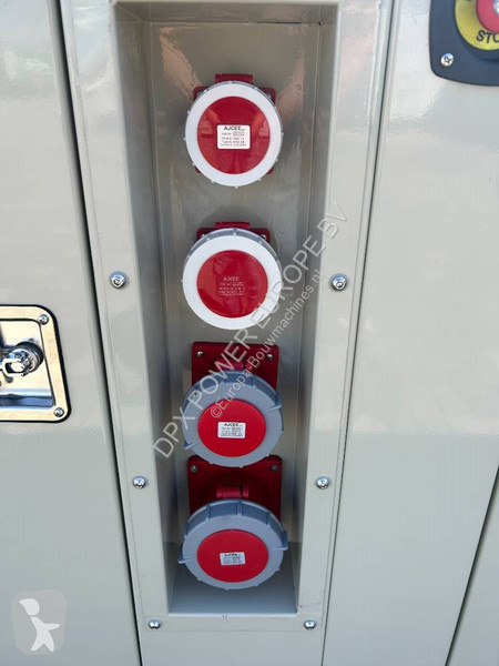 Materiaal voor de bouw Iveco NEF45TM3 - 132 kVA...