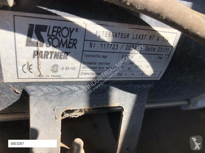 آلة لمواقع البناء Terex Kubota Leroy Somer 7...