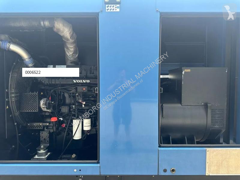 آلة لمواقع البناء SDMO V400C2 Volvo Penta 440...