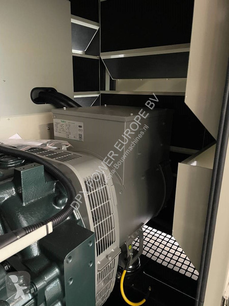 Stavebný stroj Hyundai P086TI-1 - 165 kVA...