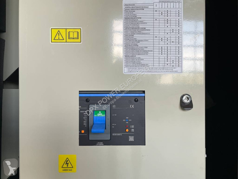 Stavebný stroj Cummins QSNT-G3 - 440 kVA...