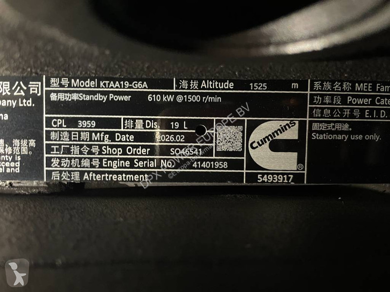 Stavebný stroj Cummins KTAA19-G6A - 700 kVA...