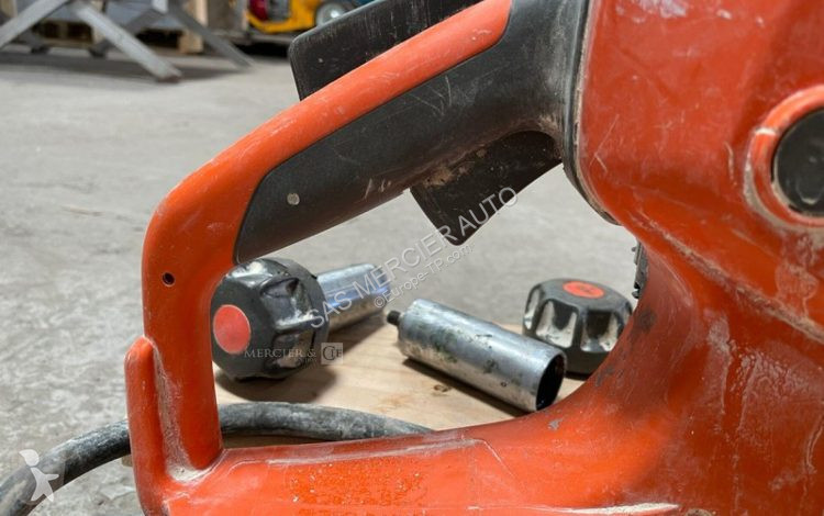 Будівельне обладнання Husqvarna decoupeuse...