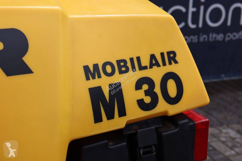 Entreprenørmaskiner Kaeser M30