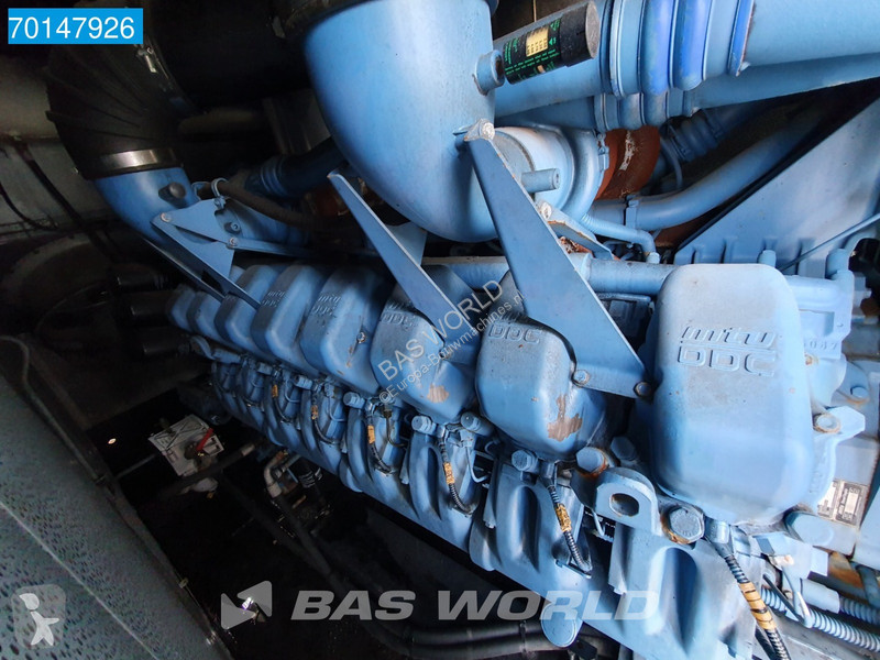 Entreprenørmaskiner SDMO 51.2L70-4P 2600 KVA -...