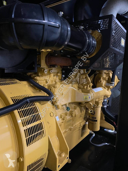 آلة لمواقع البناء Caterpillar DE550E0 - C15 -...