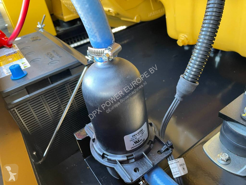Material de obra Caterpillar DE88GC - 88 kVA...