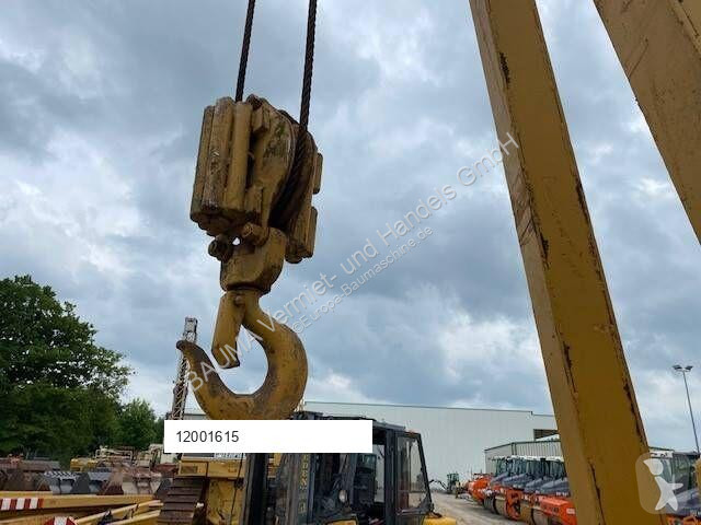 Material de obra Caterpillar 571 A PIPELAYER...